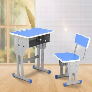 课桌椅